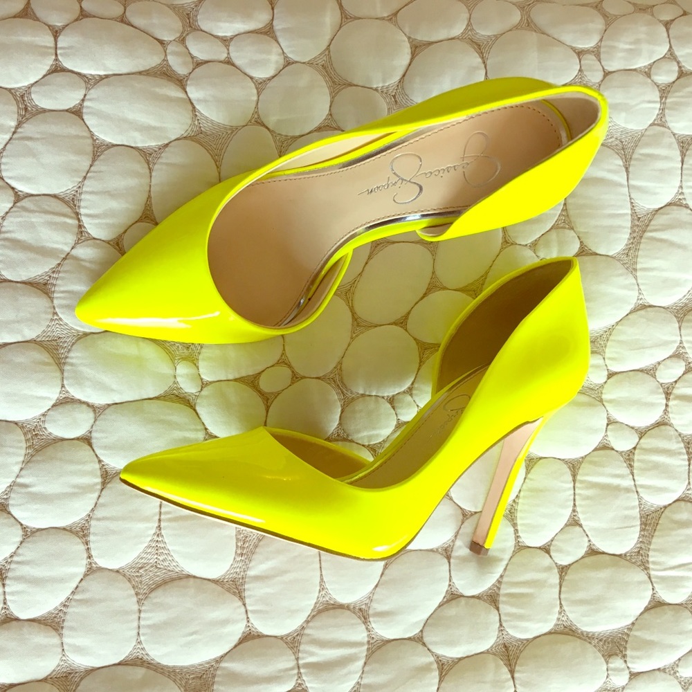 Jessica Simpson Pumps in Yellow Shock